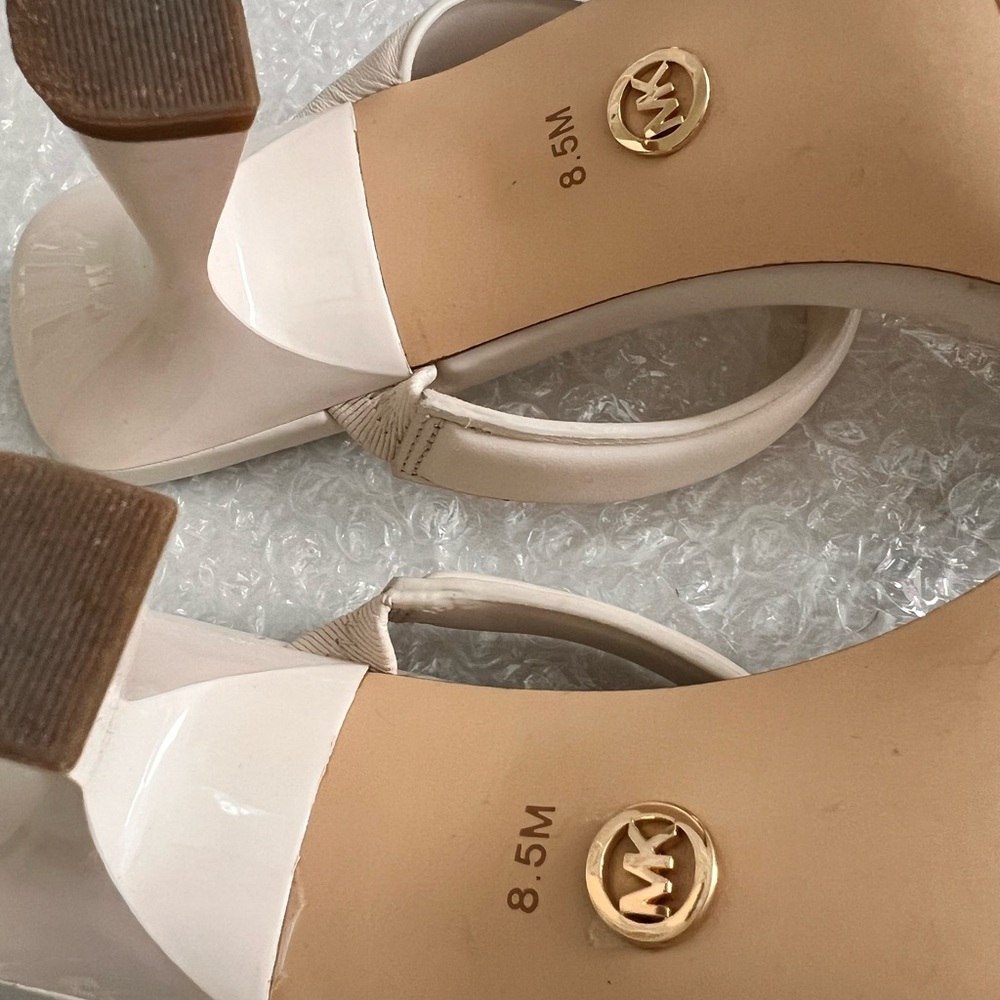 MICHAEL KORS - Picture 3 of 7
